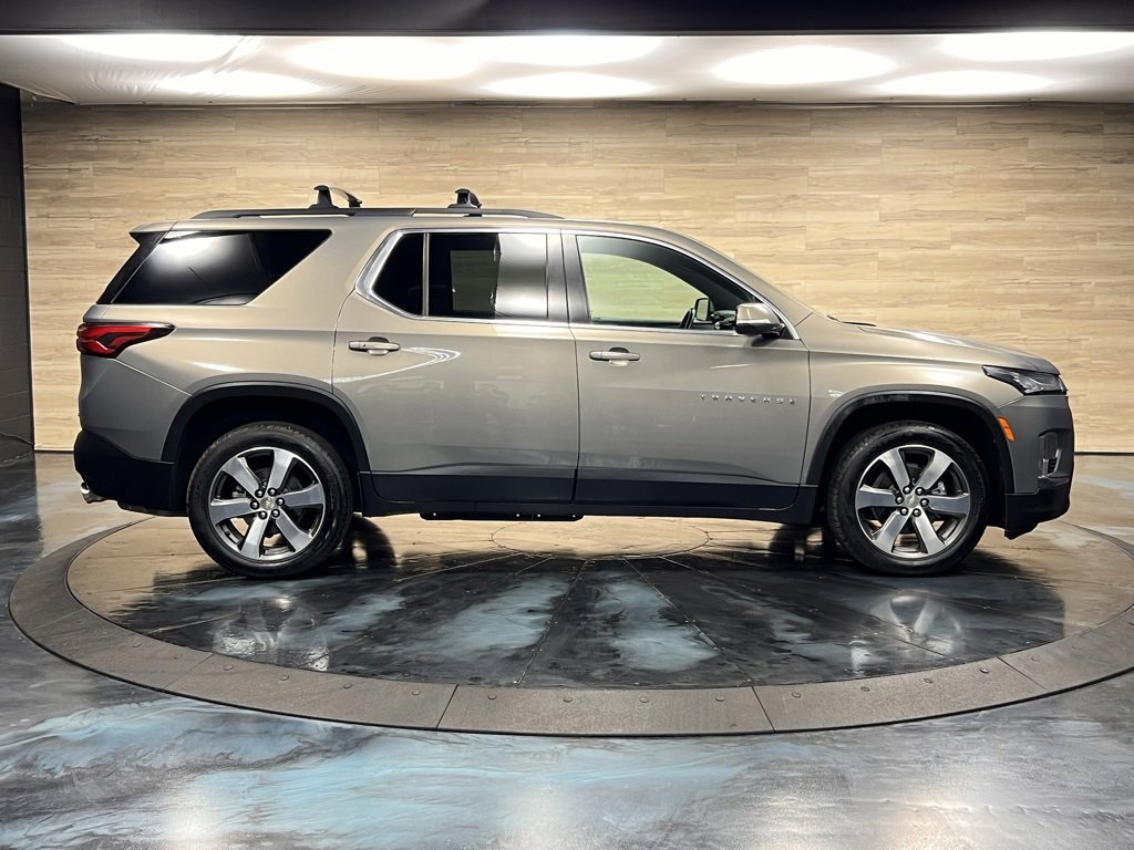Used 2023 Chevrolet Traverse RS image 14