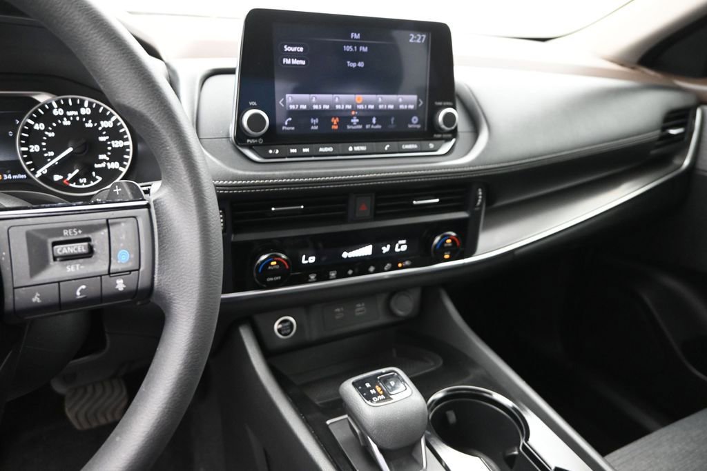 Used 2023 Nissan Rogue SV AWD/4WD image 20