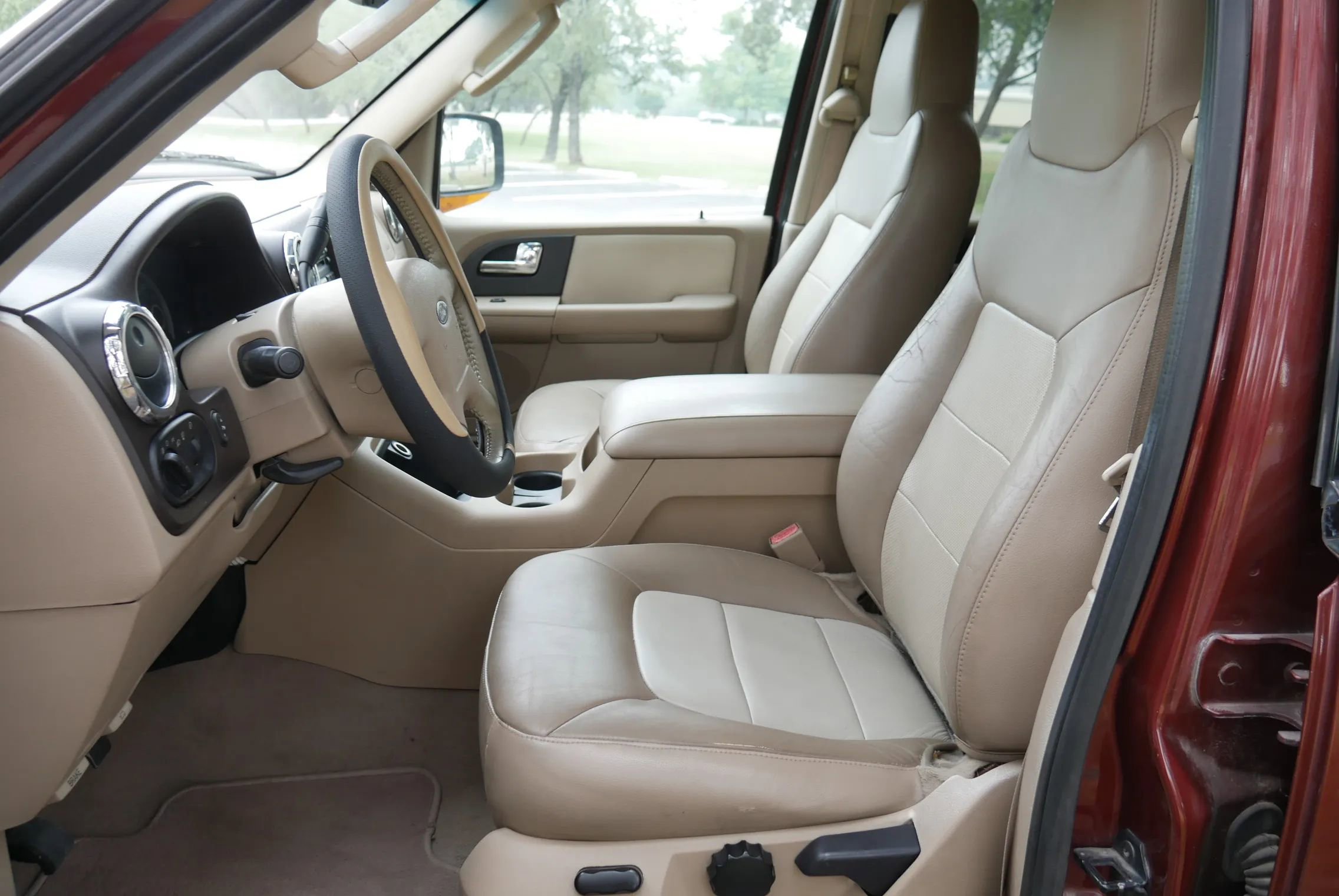 Used 2006 Ford Expedition Eddie Bauer RWD image 11