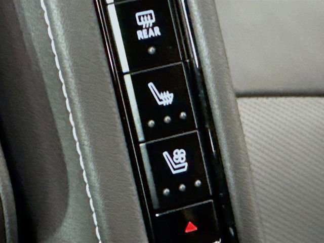 Used 2024 Chevrolet Corvette Stingray Preferred Cpe w/ 2LT image 22