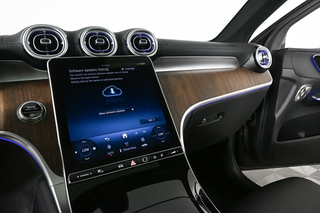 Certified 2025 Mercedes-Benz GLC 300 4MATIC image 14