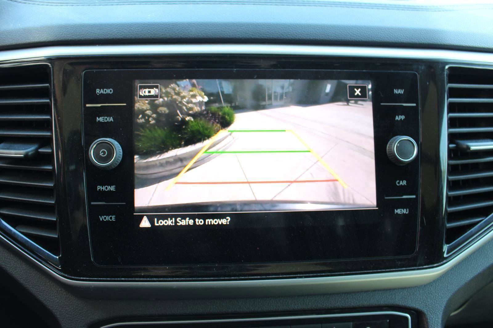 Used 2022 Volkswagen Atlas SEL AWD/4WD image 22