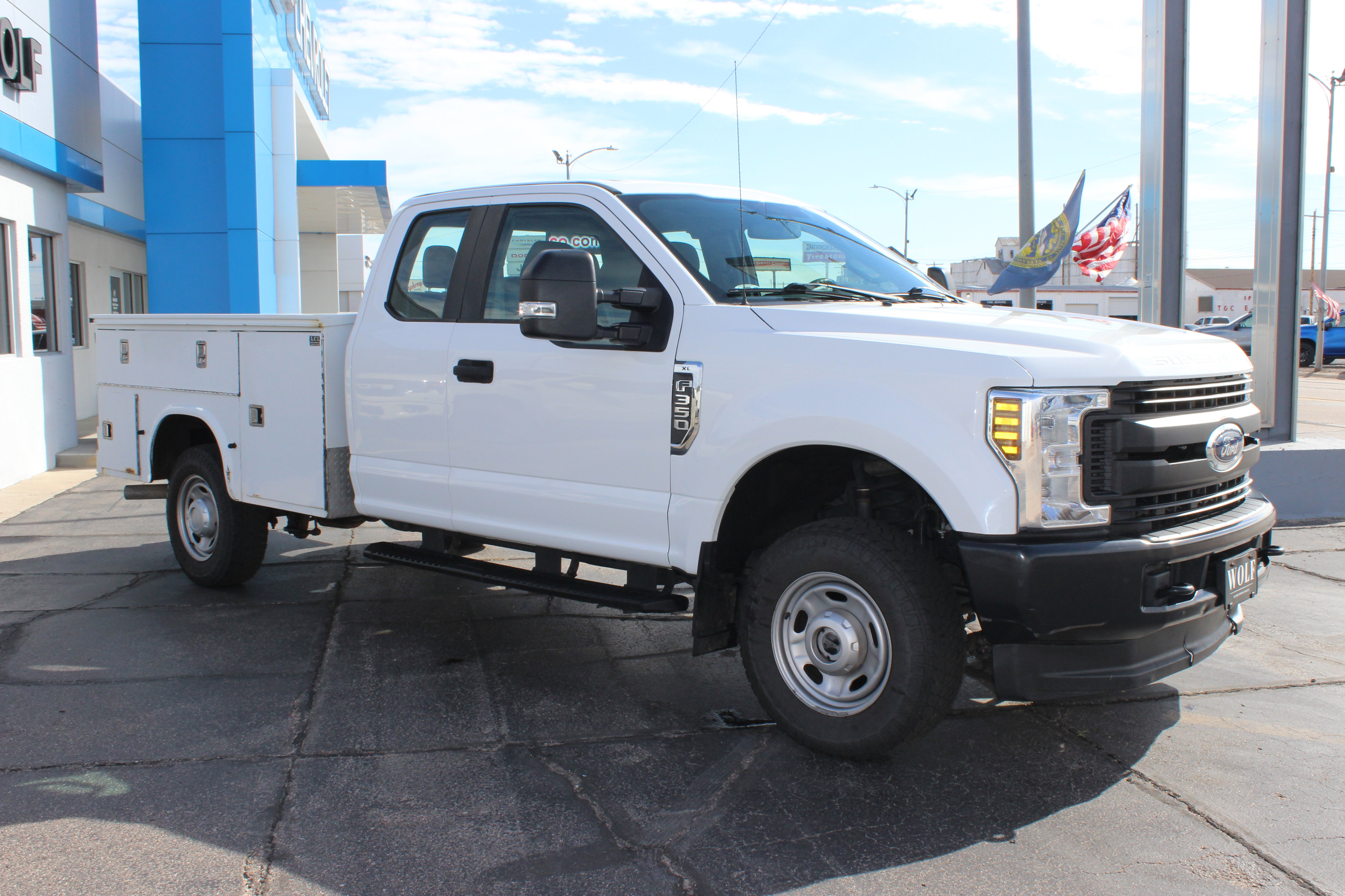 Used 2019 Ford F350 XL w/ Power Equipment Group image 3