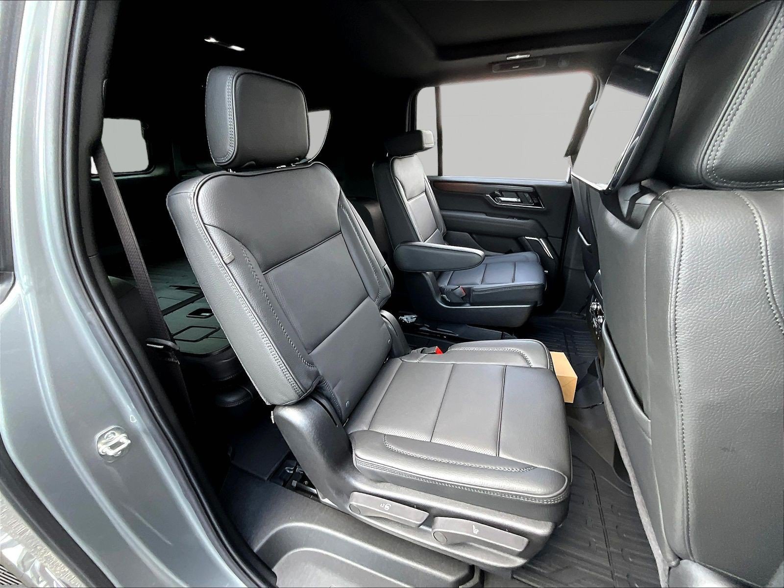 New 2026 GMC Yukon XL Denali w/ Denali Reserve Package AWD/4WD image 20