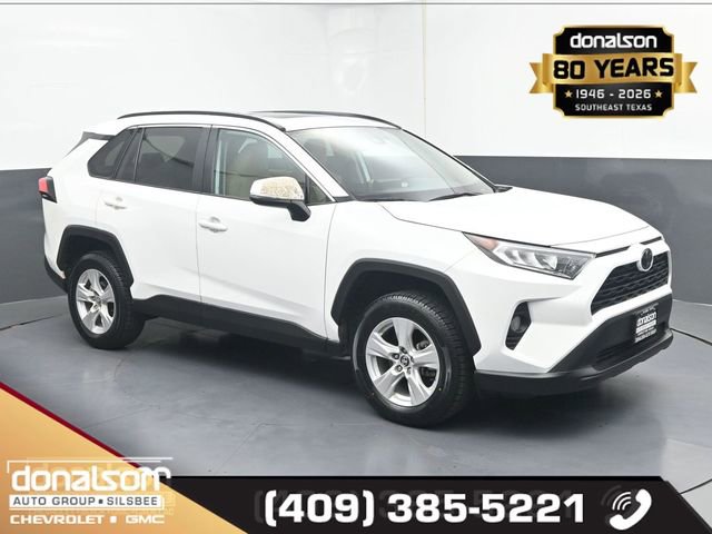 Used 2020 Toyota RAV4 XLE w/ Convenience Package image 1