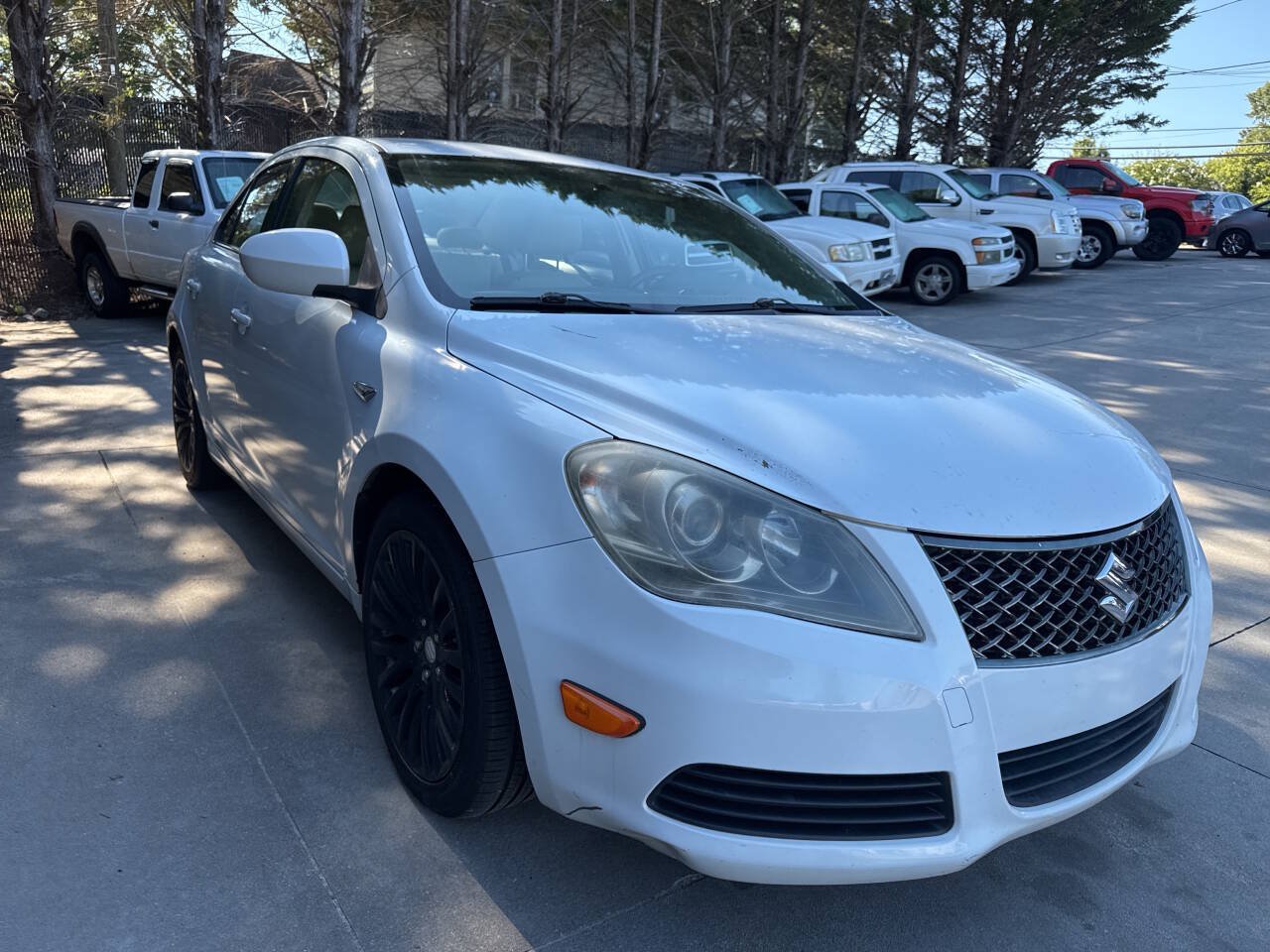 Used 2012 Suzuki Kizashi SE FWD image 8