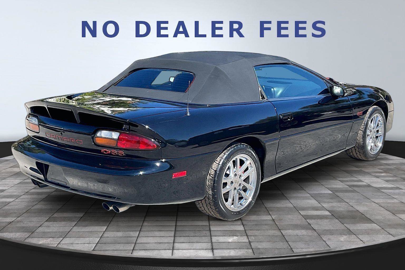Used 2002 Chevrolet Camaro Z28 w/ SS Performance/Appearance Pkg RWD image 6