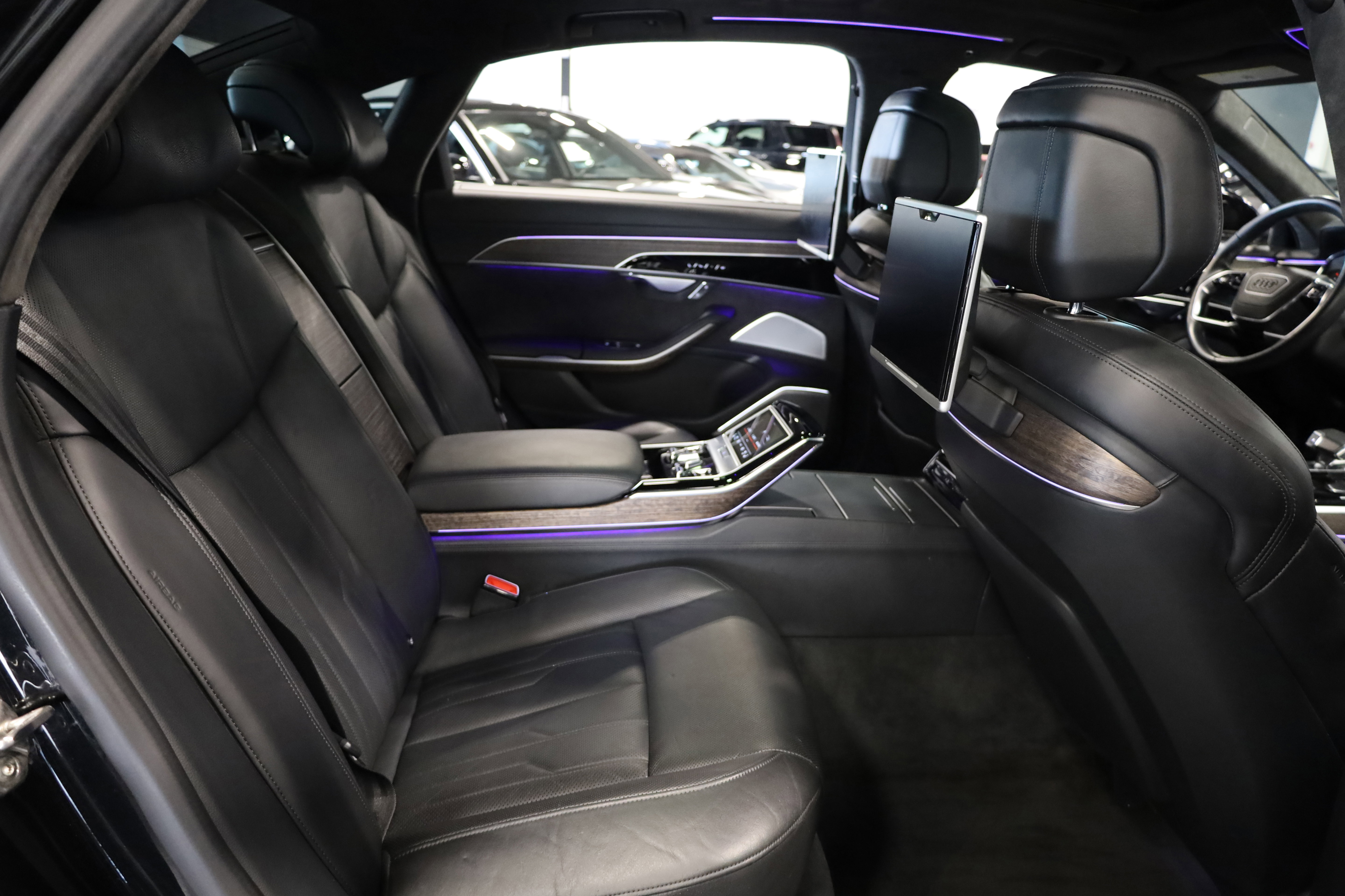 Used 2020 Audi A8 L 4.0T w/ Sport Plus Package image 46