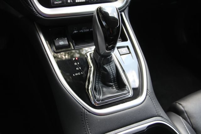 Used 2024 Subaru Outback Touring XT AWD/4WD image 30