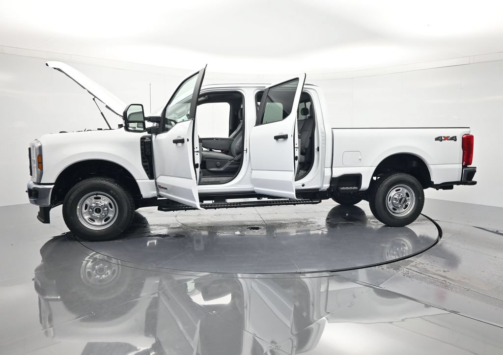 New 2027 Ford F250 4x4 Crew Cab Super Duty image 46