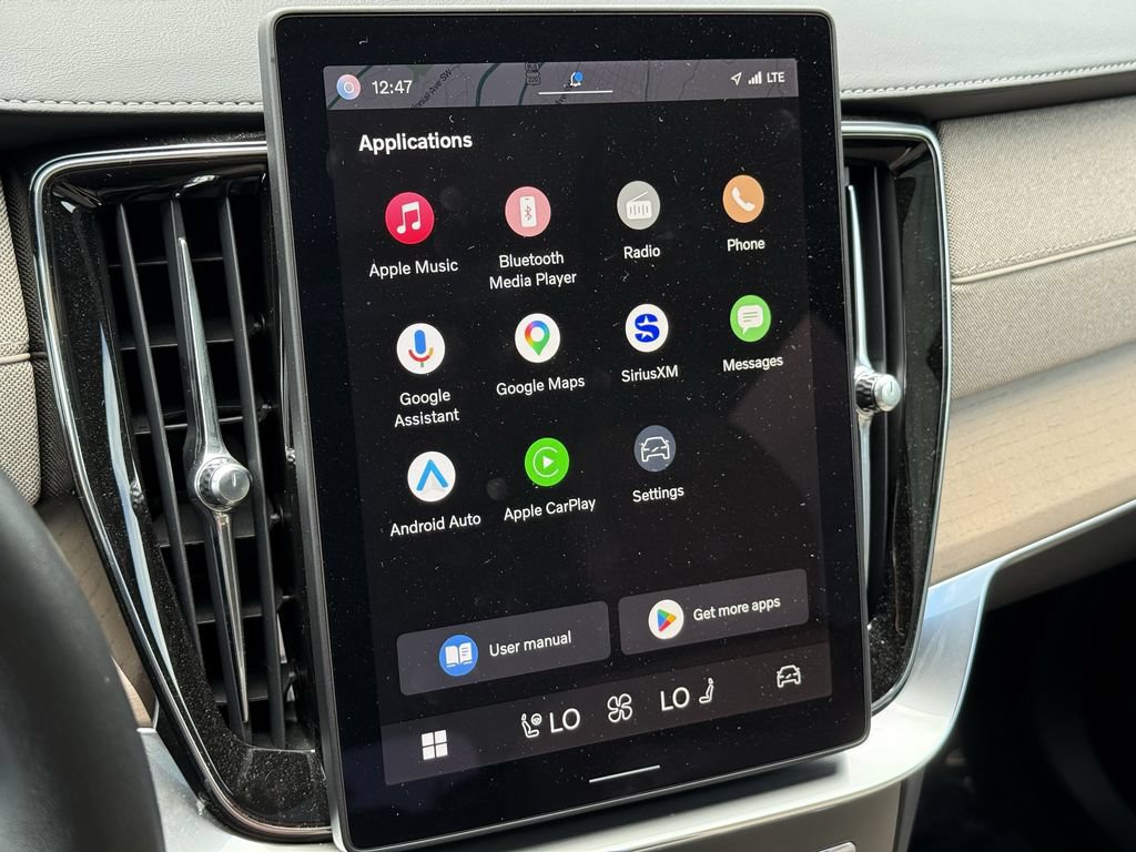 Certified 2025 Volvo XC90 B5 Core AWD/4WD image 28