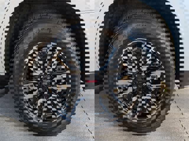 Used 2021 GMC Yukon AT4 w/ Rear Media and Nav Package image 14