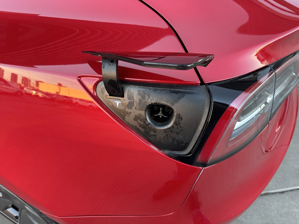 Used 2023 Tesla Model 3 Standard Range image 37