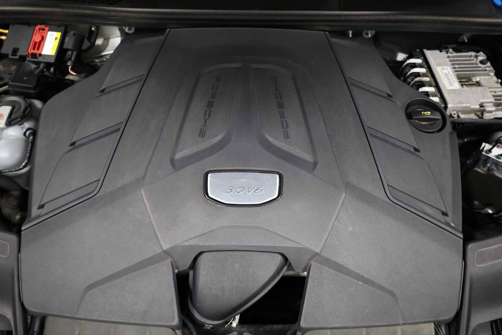 Used 2019 Porsche Cayenne image 42