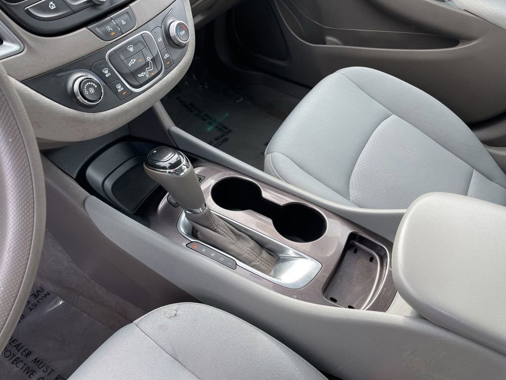 Used 2020 Chevrolet Malibu LS image 20