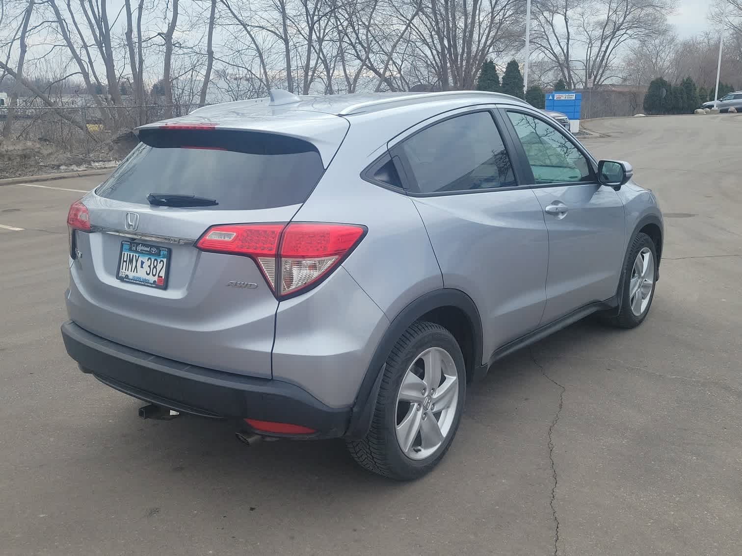 Used 2019 Honda HR-V EX-L image 3