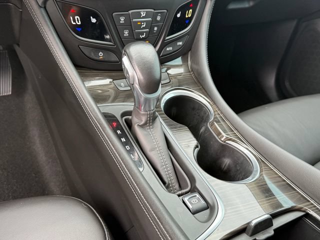 Used 2020 Buick Envision Essence w/ Experience Buick Package FWD image 19