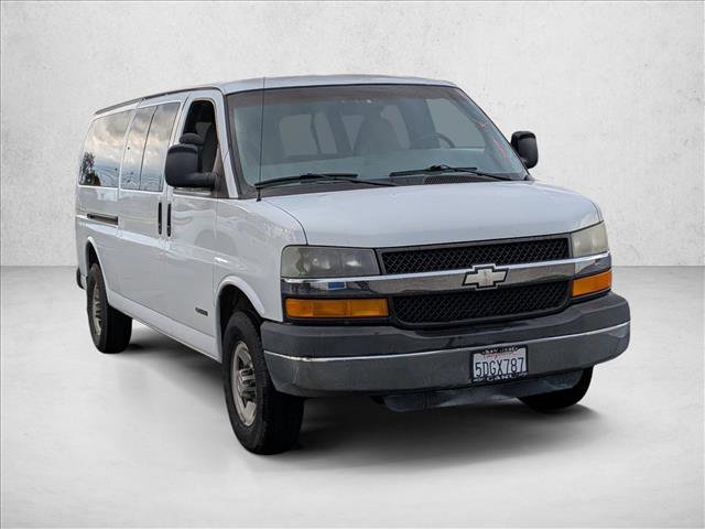 Used 2003 Chevrolet Express 3500 Extended Passenger w/ LS Preferred Equipment Group image 3