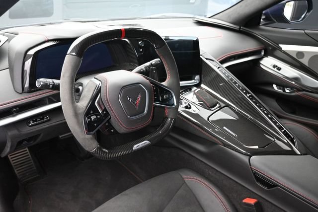 Used 2025 Chevrolet Corvette Z06 w/ Z07 Performance Package RWD image 14