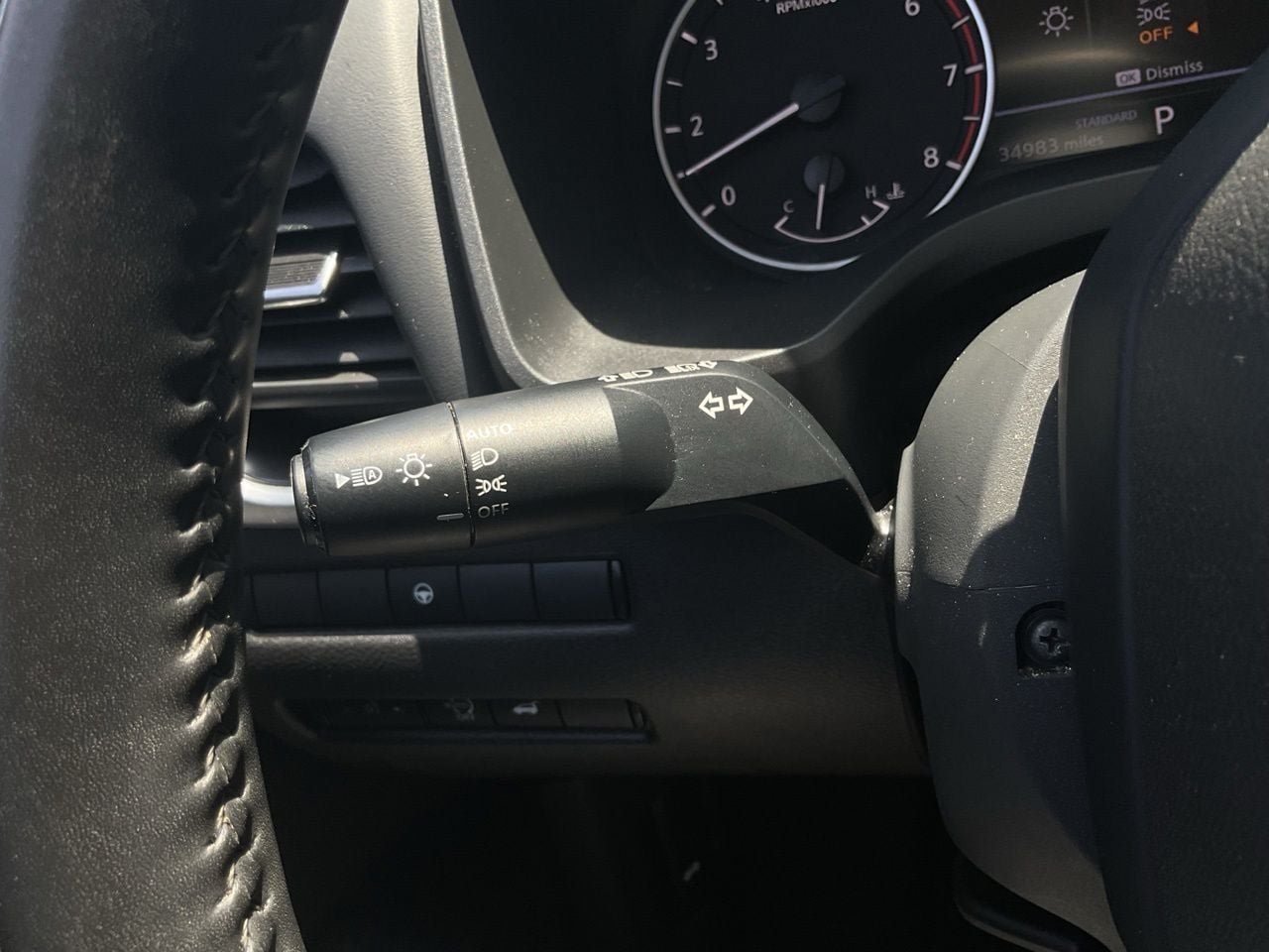 Used 2025 Nissan Rogue SV FWD image 27