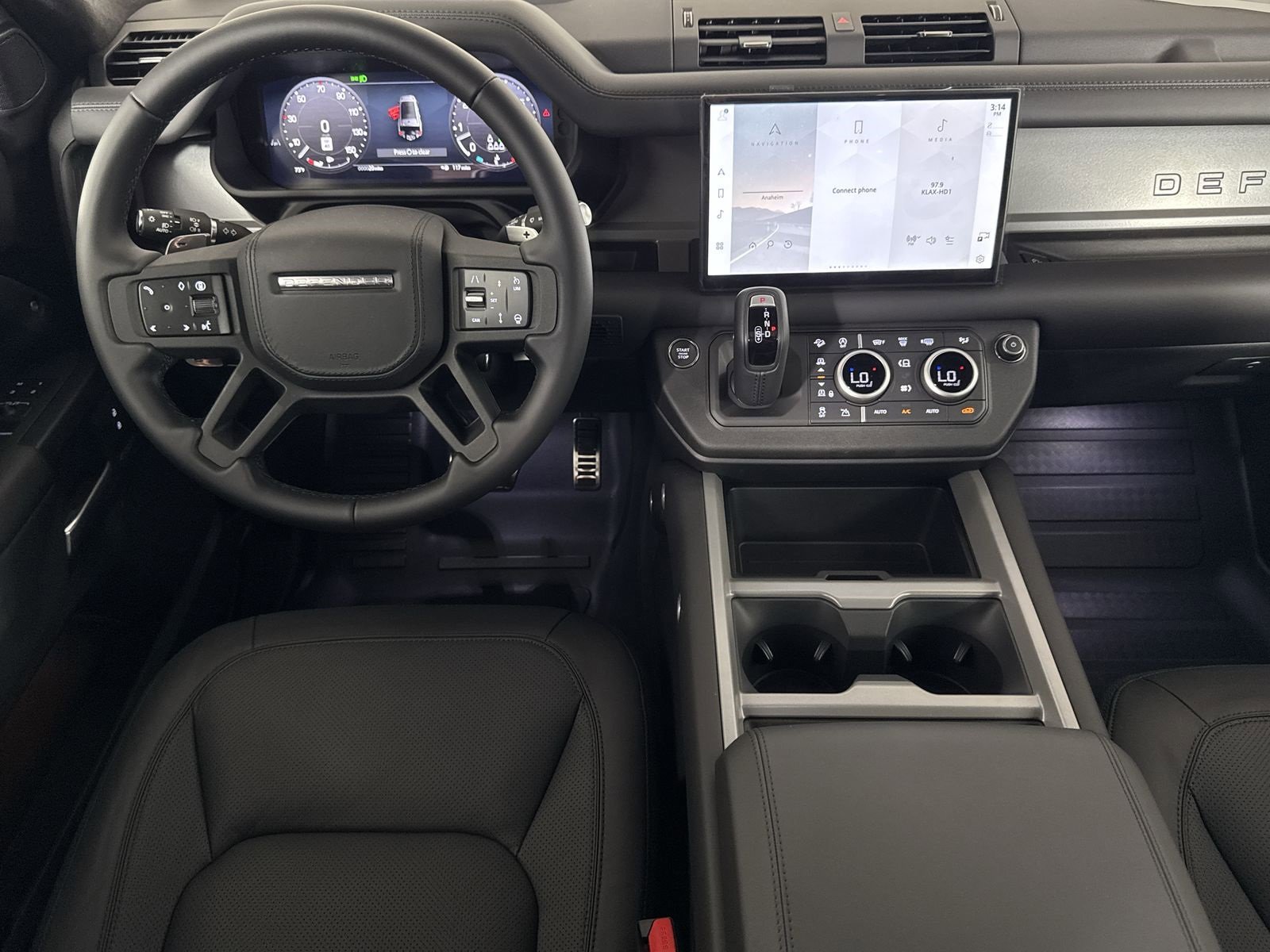 New 2025 Land Rover Defender 130 V8 image 10