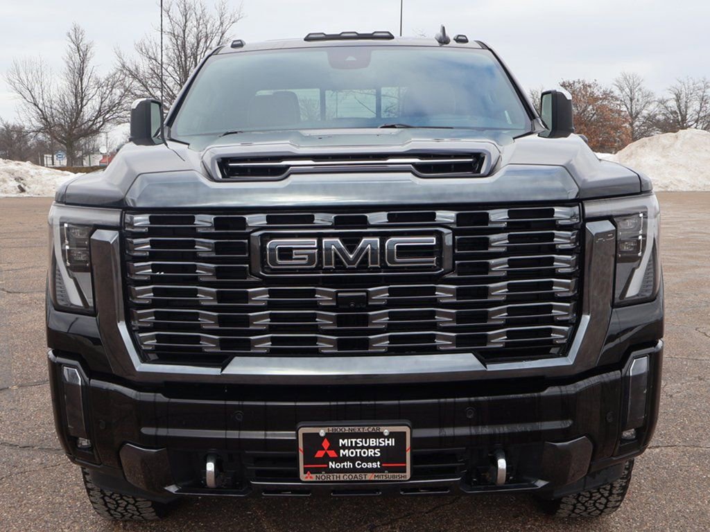 Used 2024 GMC Sierra 2500 Denali Ultimate w/ Max Trailering Package image 15