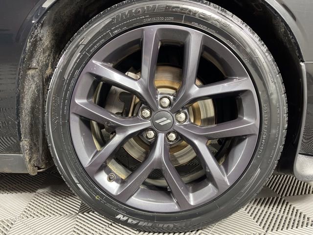 Used 2021 Dodge Challenger R/T w/ Blacktop Package image 15