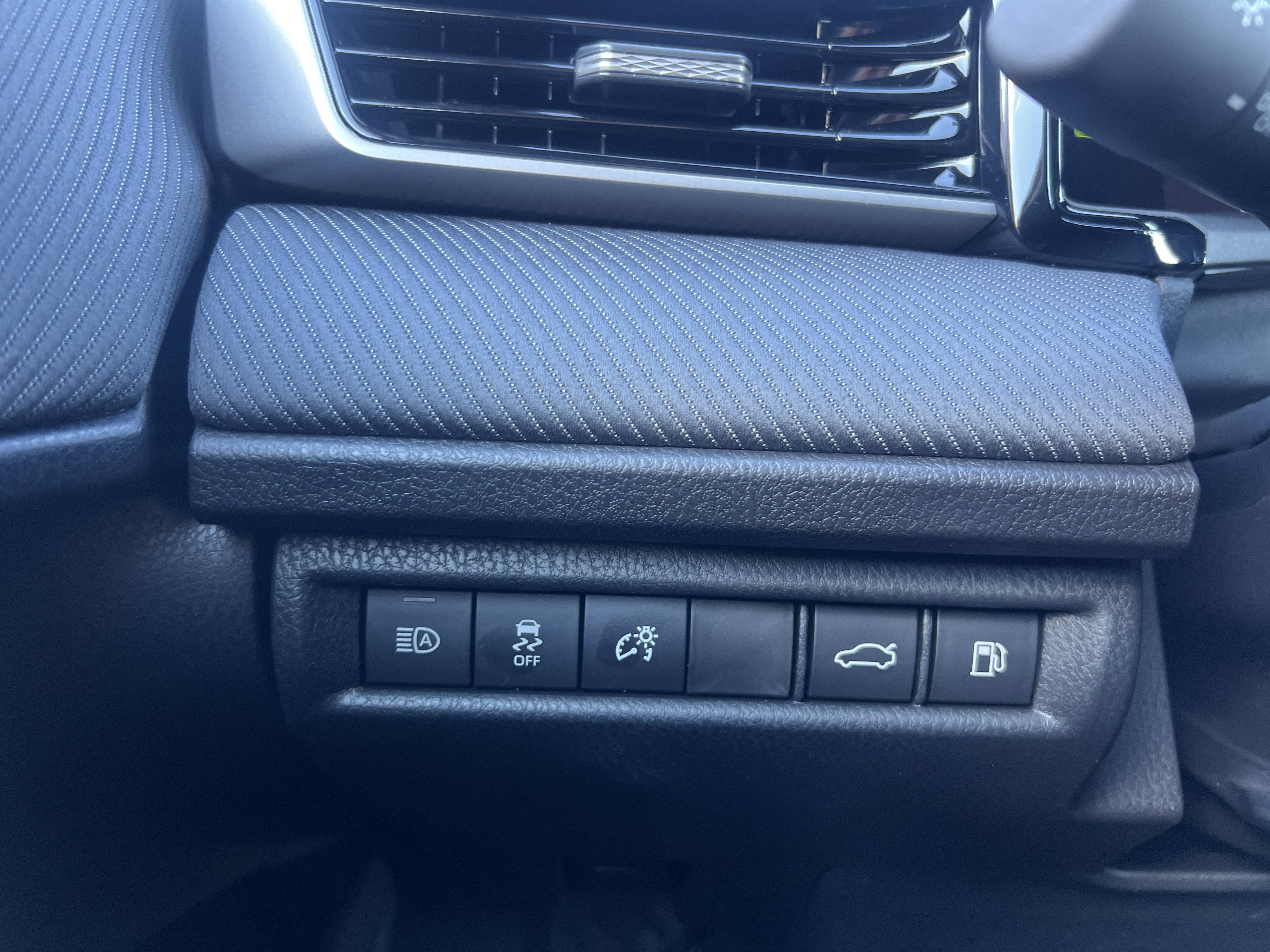 New 2026 Toyota Camry SE image 23