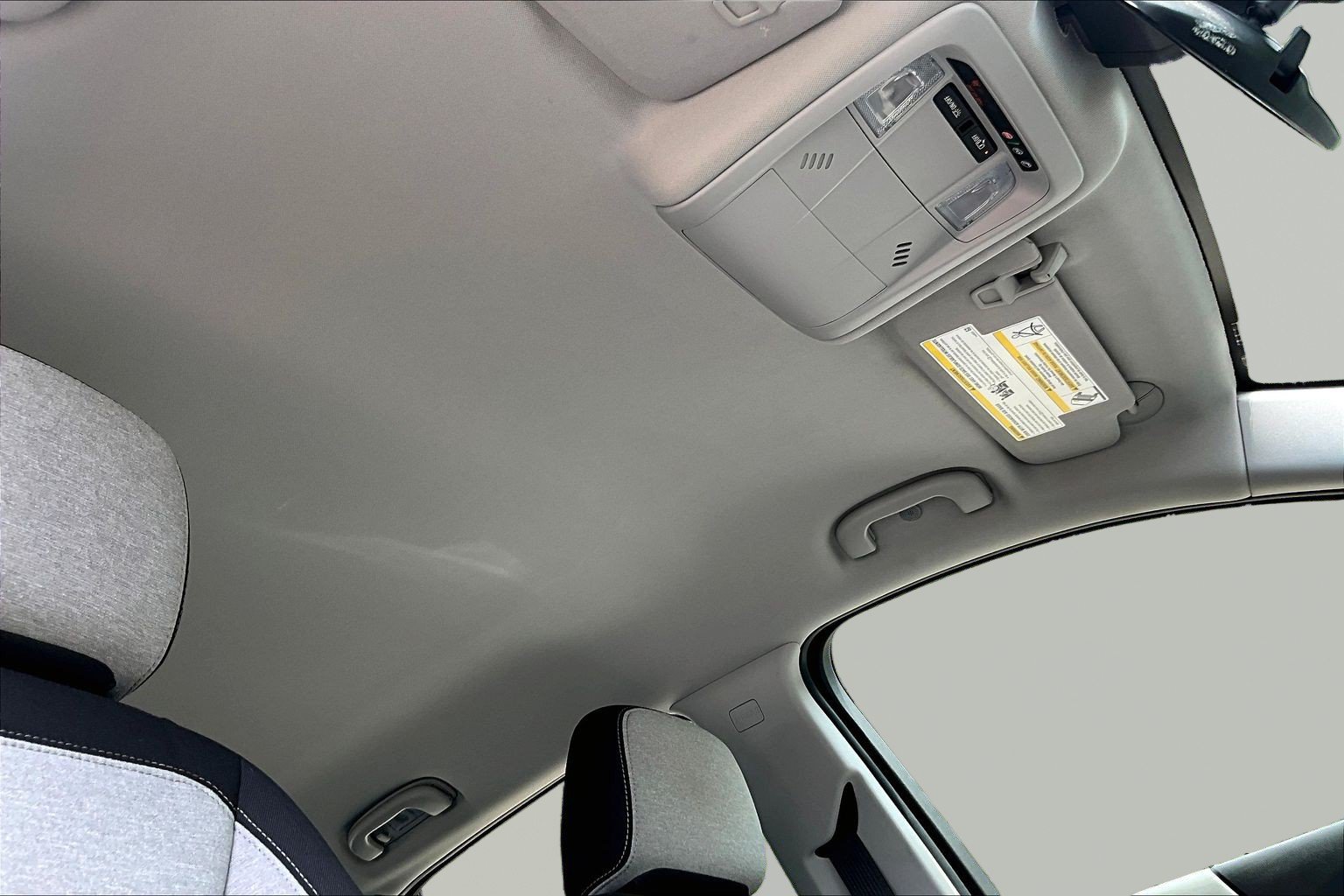 Used 2024 Chevrolet Equinox LS FWD image 17