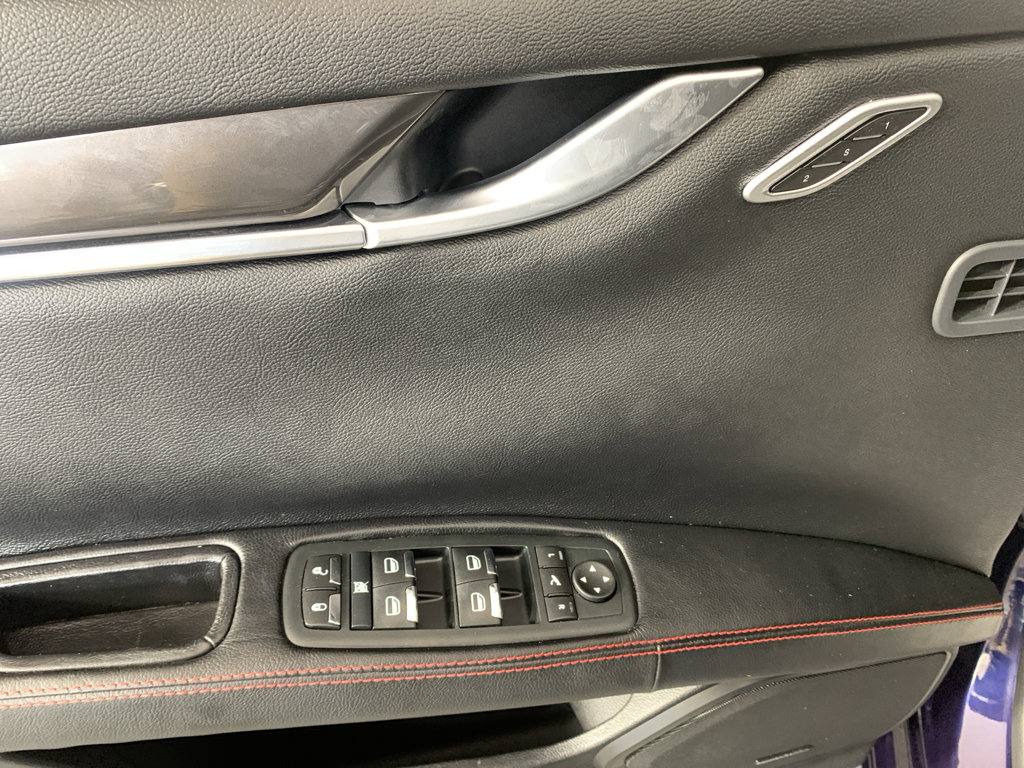 Used 2017 Maserati Ghibli S image 15