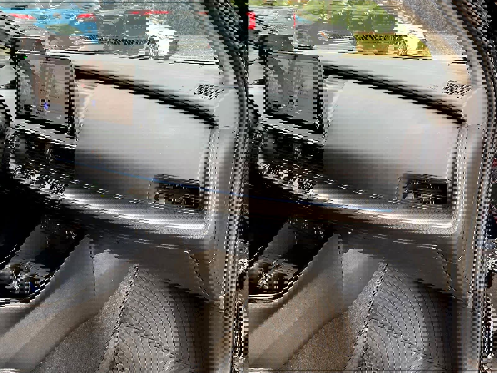 Used 2024 Toyota Prius Limited image 13