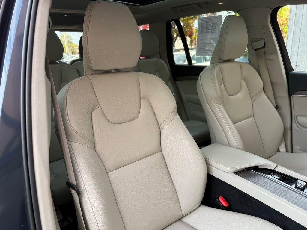 Used 2023 Volvo XC90 B5 Plus w/ Protection Package Premier image 24