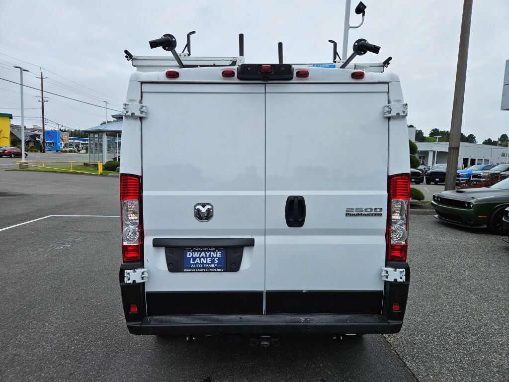 Used 2025 RAM ProMaster 2500 w/ Quick Order Package 22G SLT FWD image 4