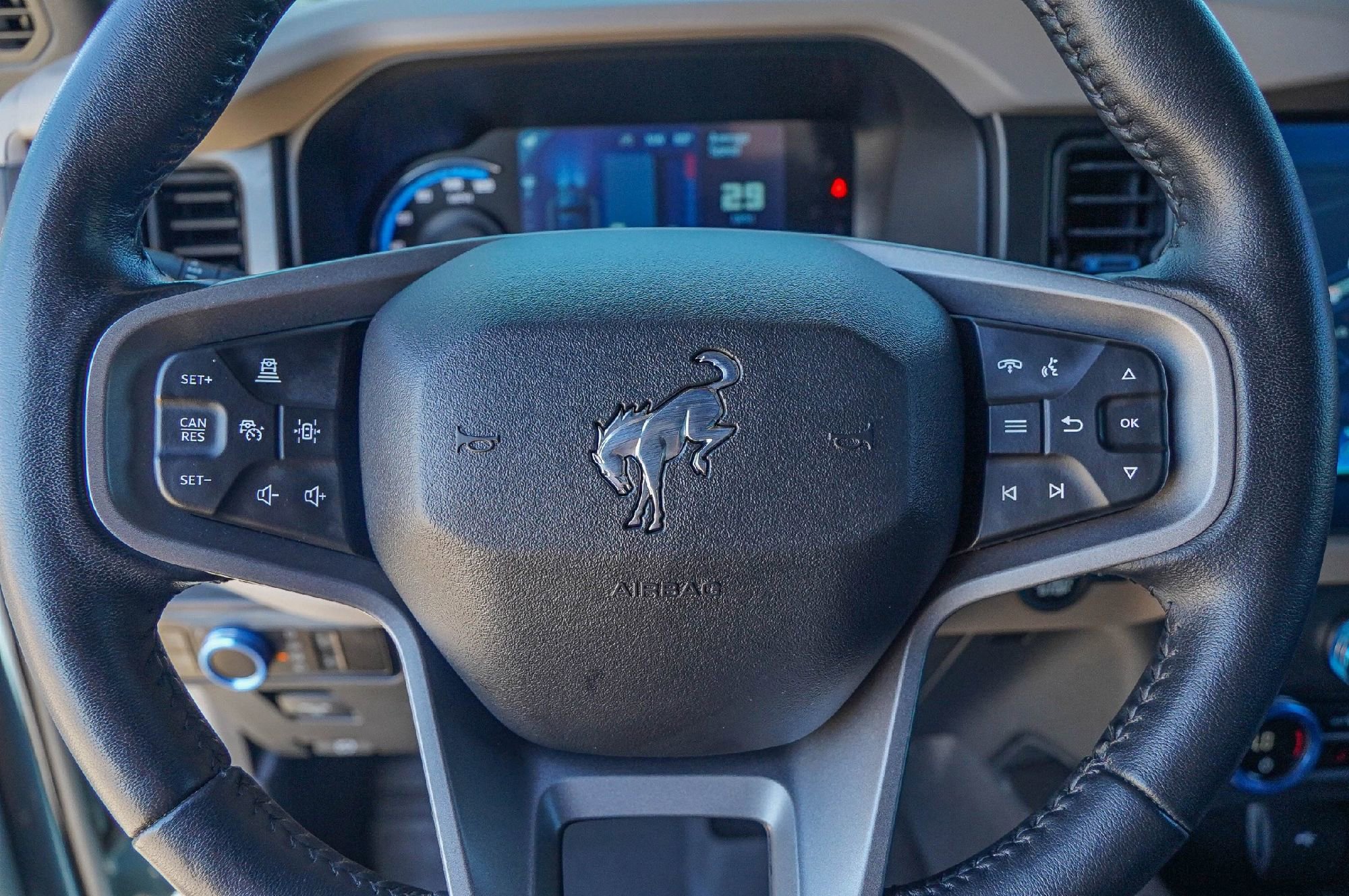 Used 2023 Ford Bronco Wildtrak image 12