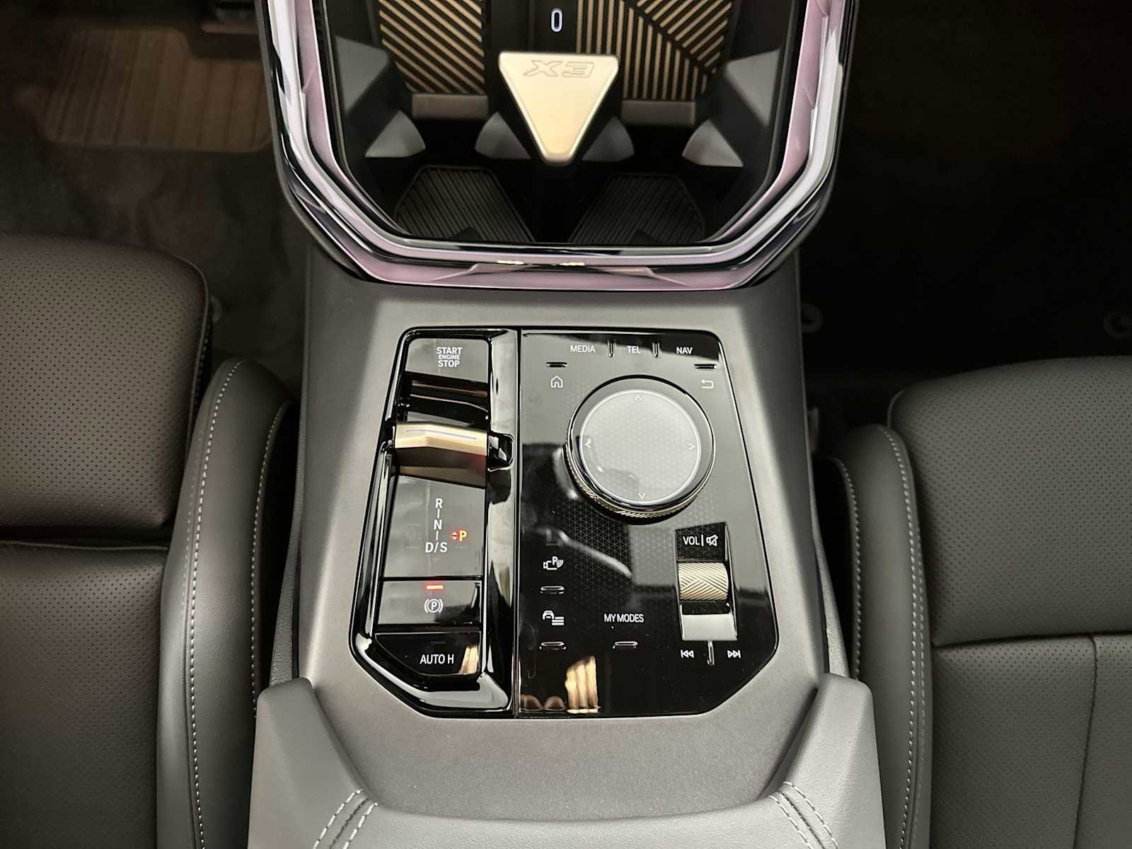 New 2025 BMW X3 xDrive30i w/ Premium Package image 17