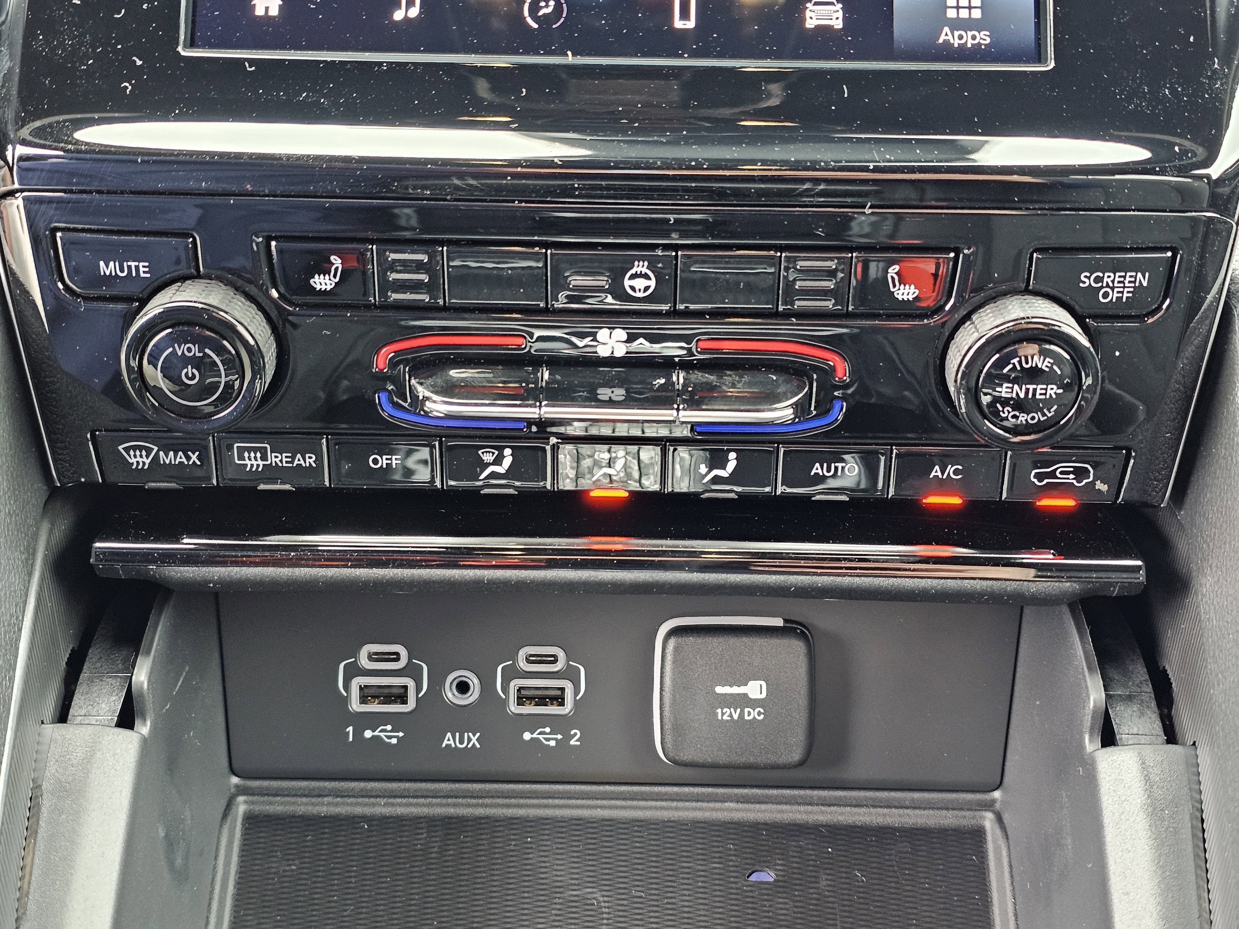 New 2025 Jeep Grand Cherokee Altitude image 27