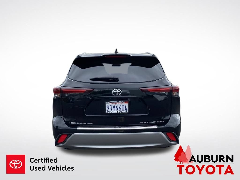 Certified 2024 Toyota Highlander Platinum AWD/4WD image 7