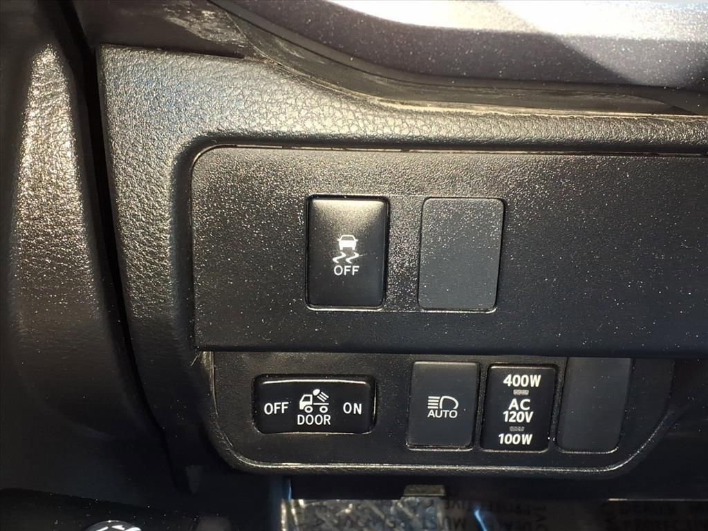 Used 2023 Toyota Tacoma TRD Off-Road w/ Technology Package AWD/4WD image 24