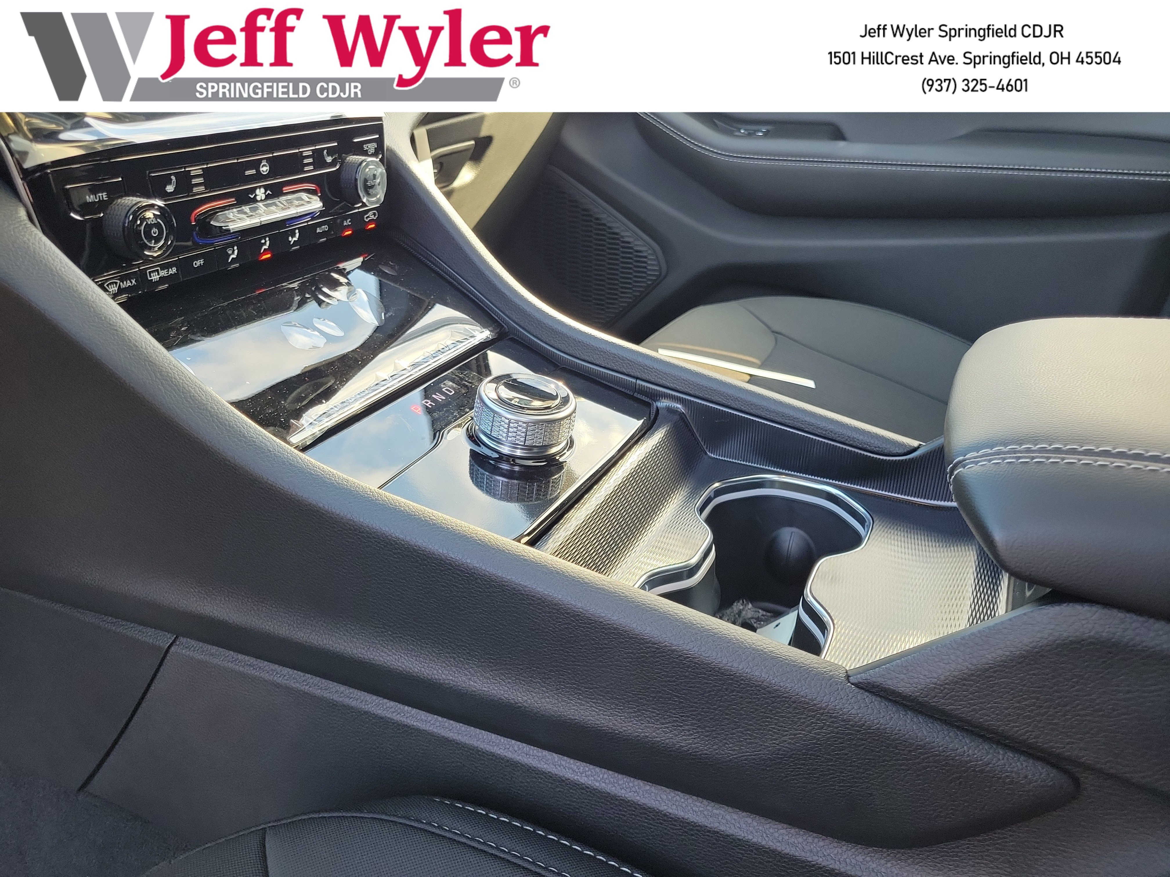 New 2026 Jeep Grand Cherokee Laredo X AWD/4WD image 13