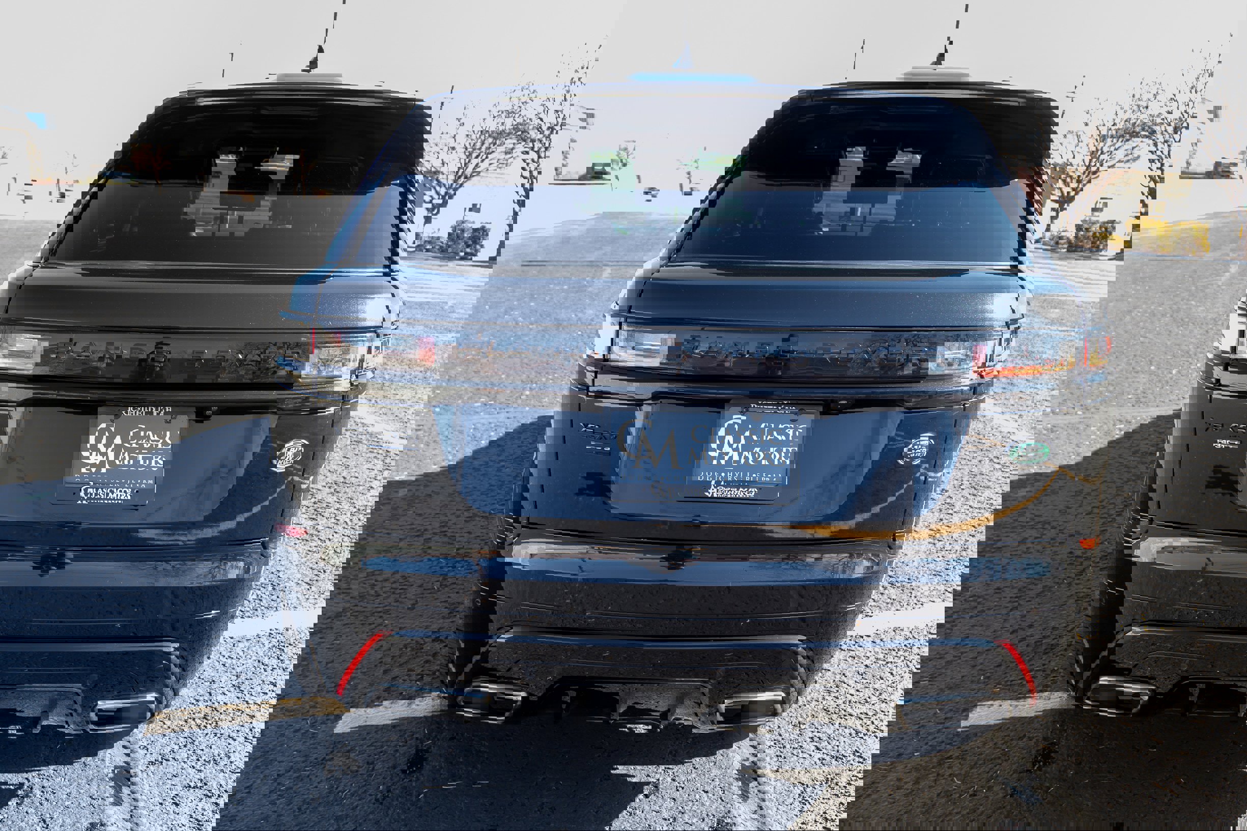 Used 2021 Land Rover Range Rover Velar R-Dynamic S image 5