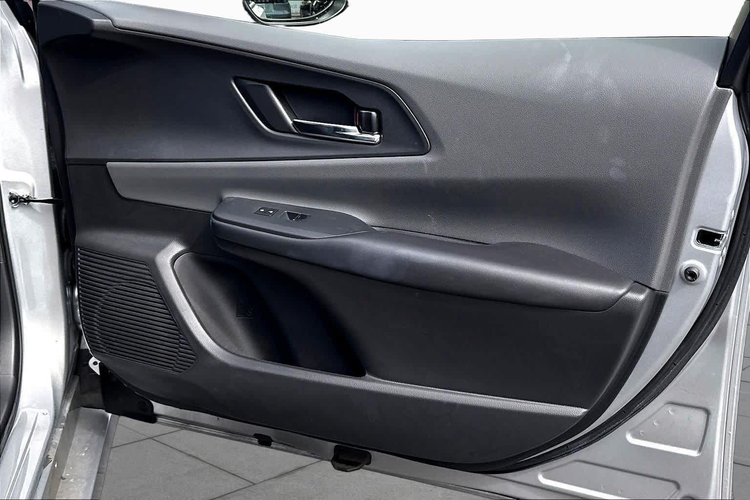 Certified 2024 Toyota Prius XLE FWD image 22
