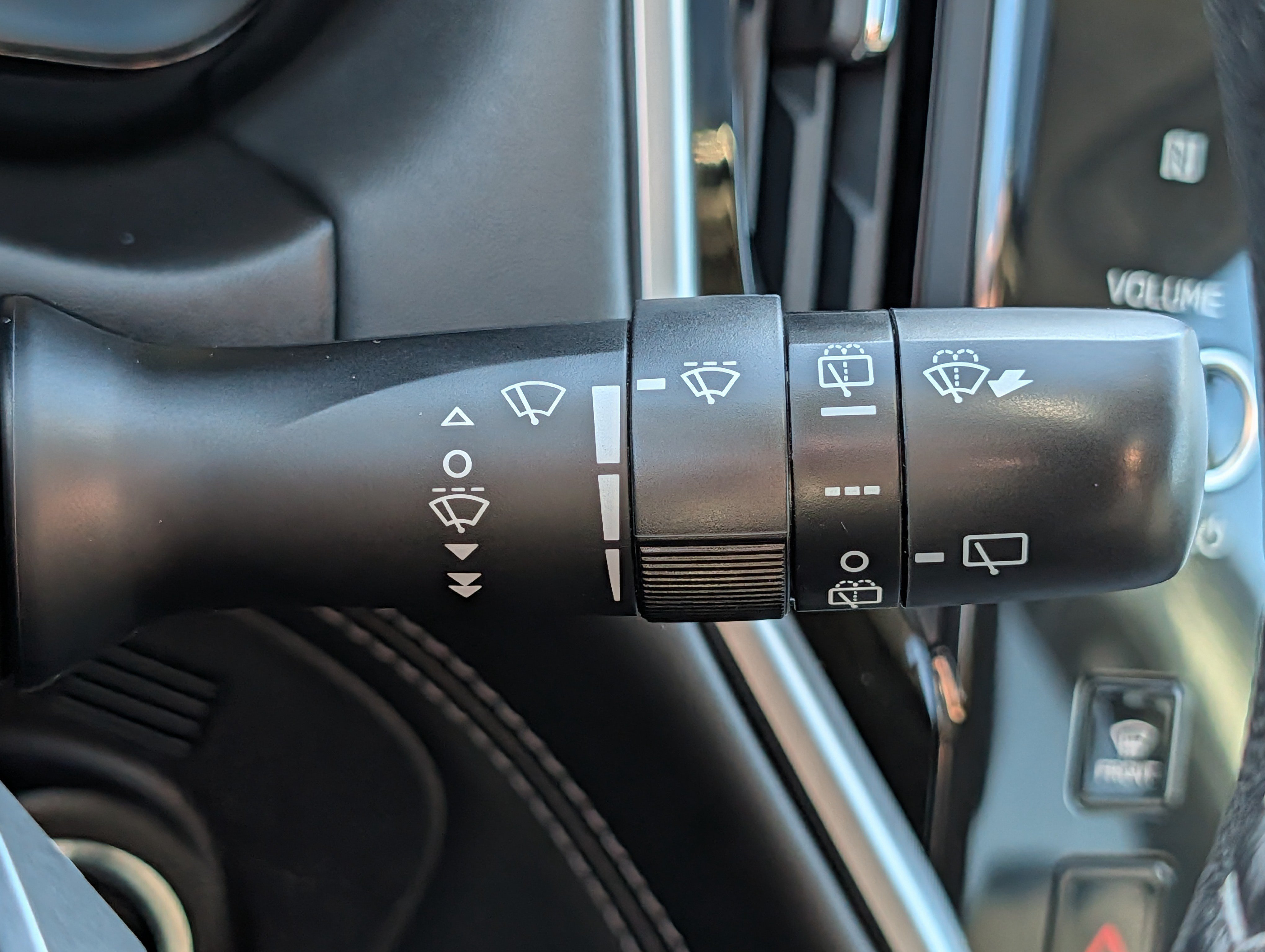 Used 2020 Subaru Outback Premium AWD/4WD image 31