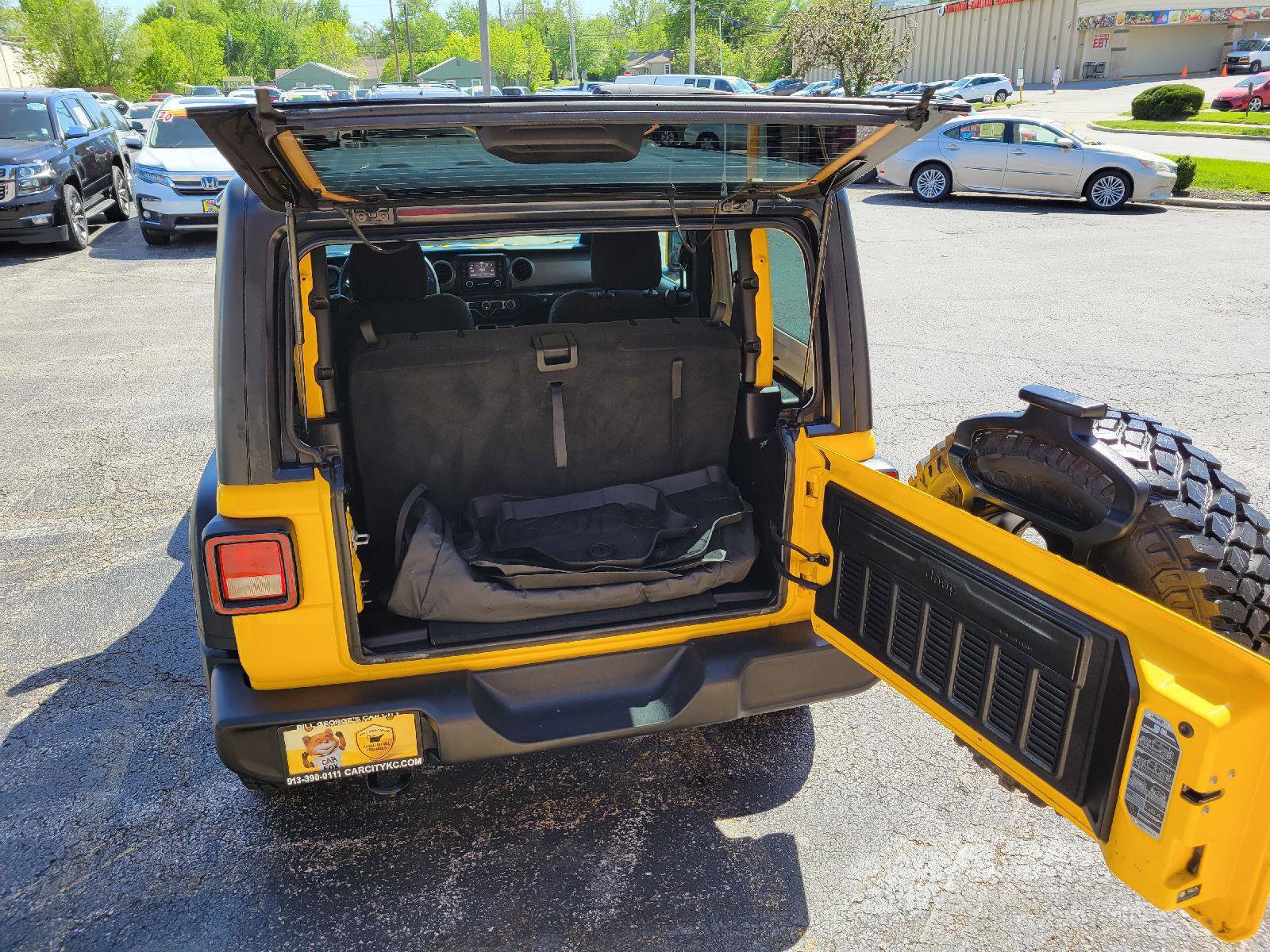 Used 2021 Jeep Wrangler Sport AWD/4WD image 25