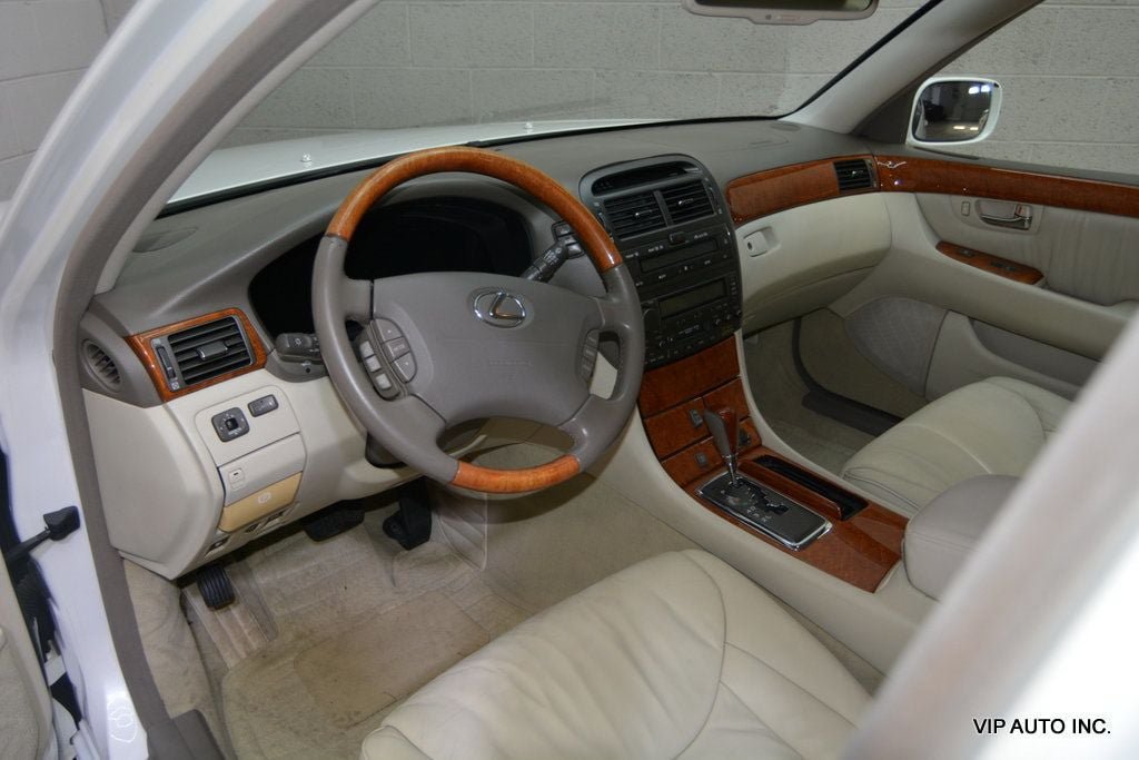 Used 2001 Lexus LS 430 RWD image 40
