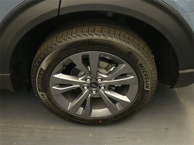 New 2025 Ford Explorer Active w/ Active Comfort Package image 9