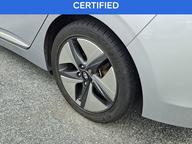 Certified 2022 Hyundai Ioniq Limited FWD image 11