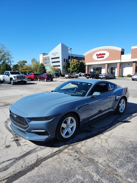 New 2026 Ford Mustang Coupe RWD image 3