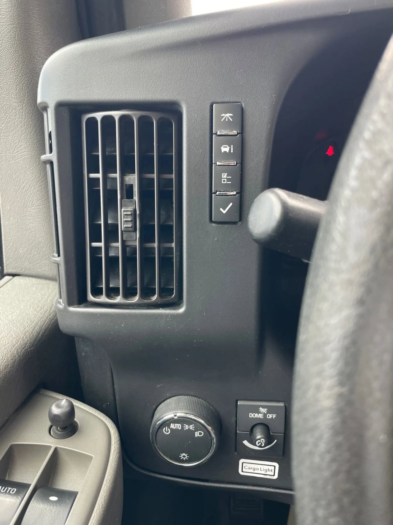 Used 2021 GMC Savana 3500 Extended w/ Power Convenience Package image 21