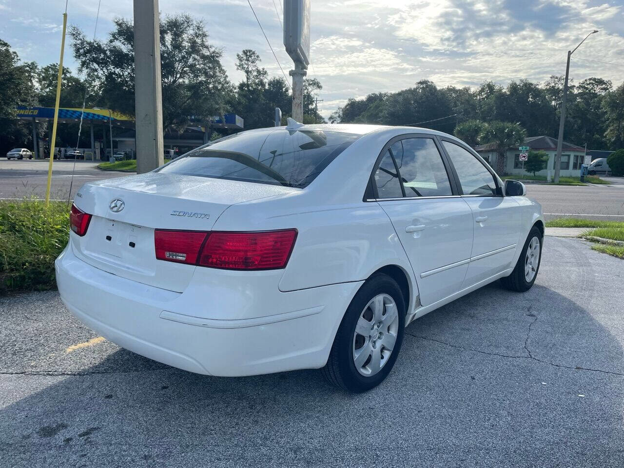 Used 2009 Hyundai Sonata GLS FWD image 4