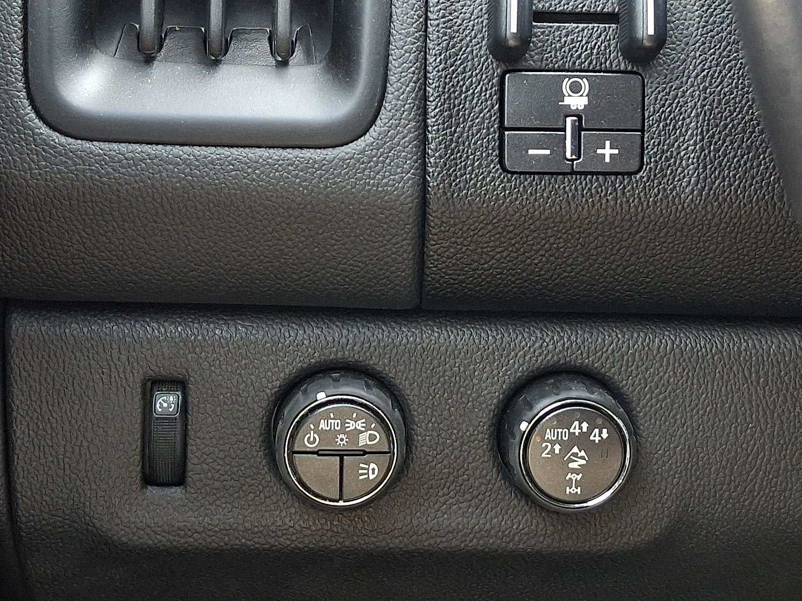 Used 2021 Chevrolet Colorado ZR2 AWD/4WD image 23